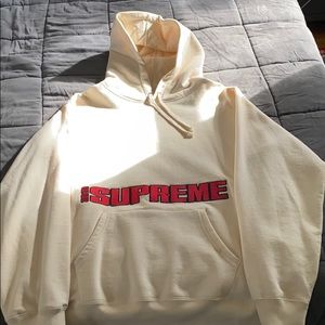 Supreme hoodie